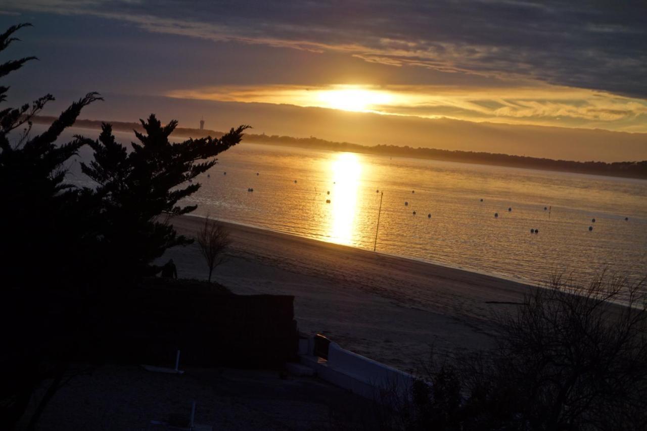 Appartement Arcachon Perreire Premiere Ligne Les Pieds Dans L Eau Vue Magnifique Sur Le Bassin Dış mekan fotoğraf